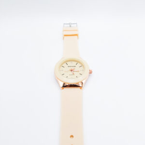 Casual Round Nude Quartz Analog Watch