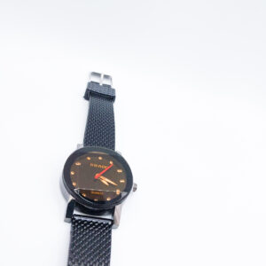 Casual Round Black Quartz Analog Watch